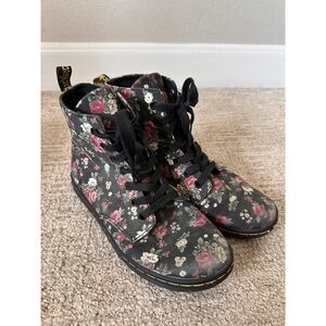 Dr. Martens Hackney Black Rose Canvas Lace Up Sneaker Womens Size 7 Grunge Goth